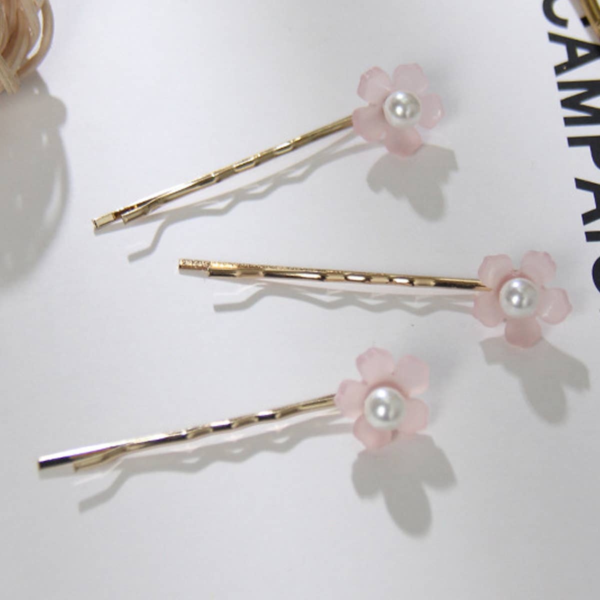 FASHIONABLE CHERRY BLOSSOM HAIR CLIP_CWAHA1231