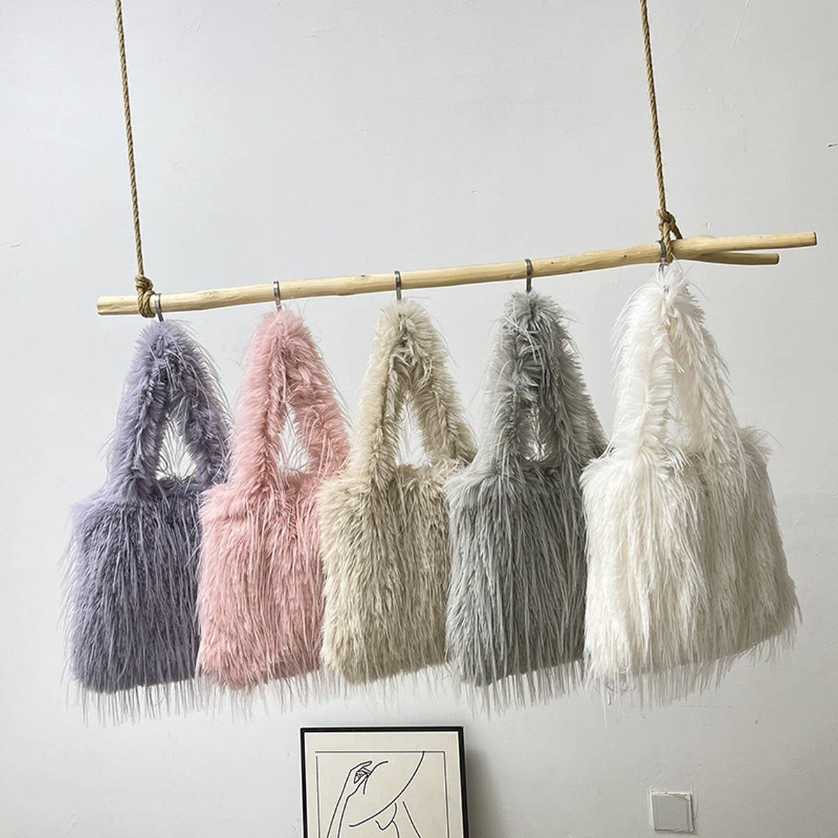 WINTER LARGE CAPACITY TASSEL PLUSH SHOULDER BAG_CWAB3980