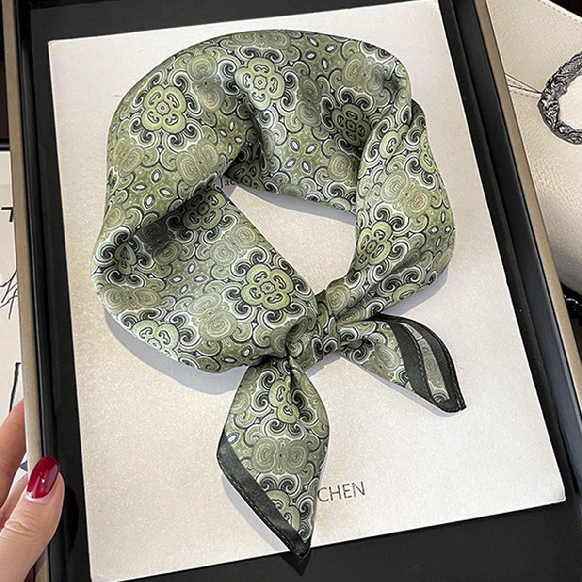 Vintage Scarf ? 100% Mulberry Silk Neck Square