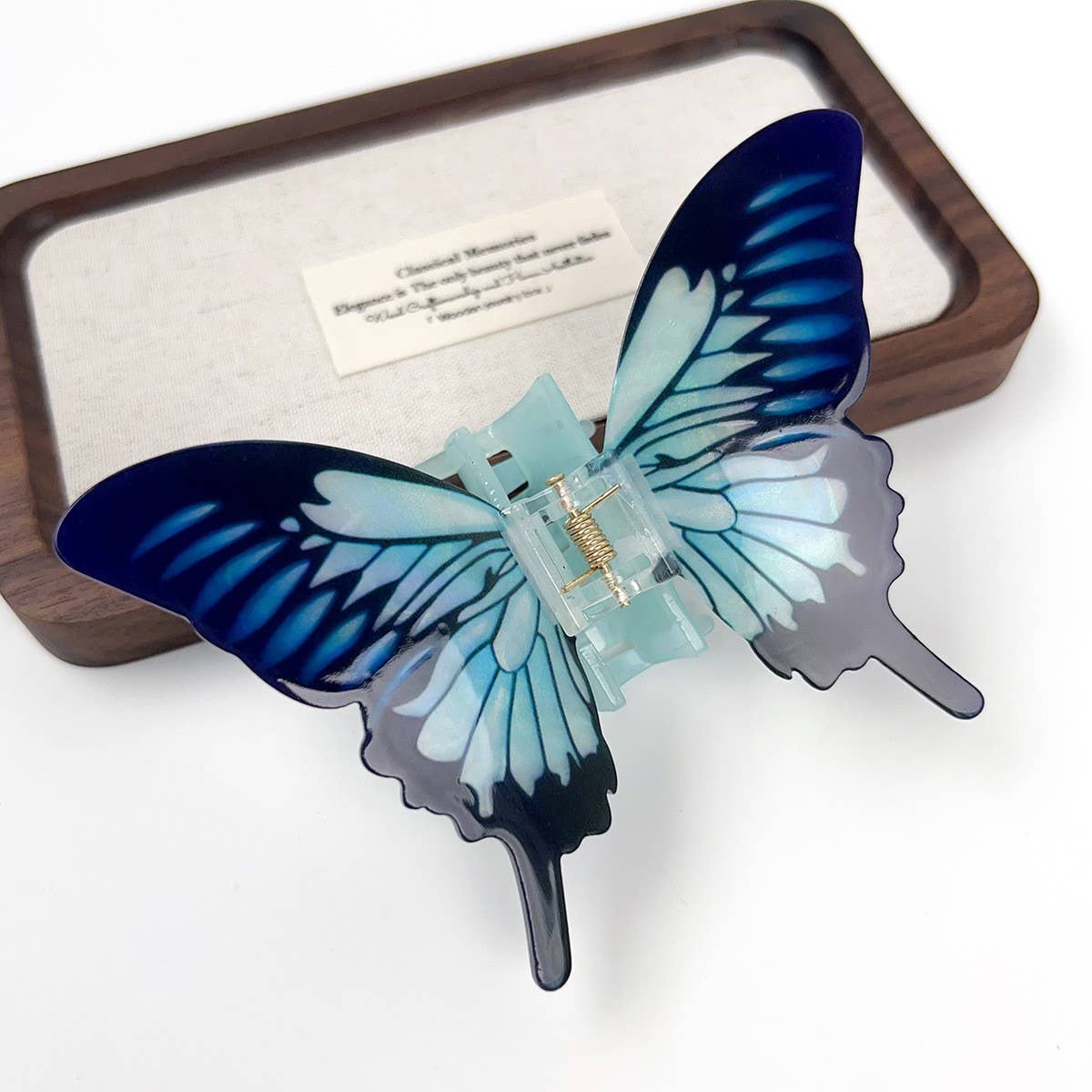 Hairpins with the simulated butterfly temperament