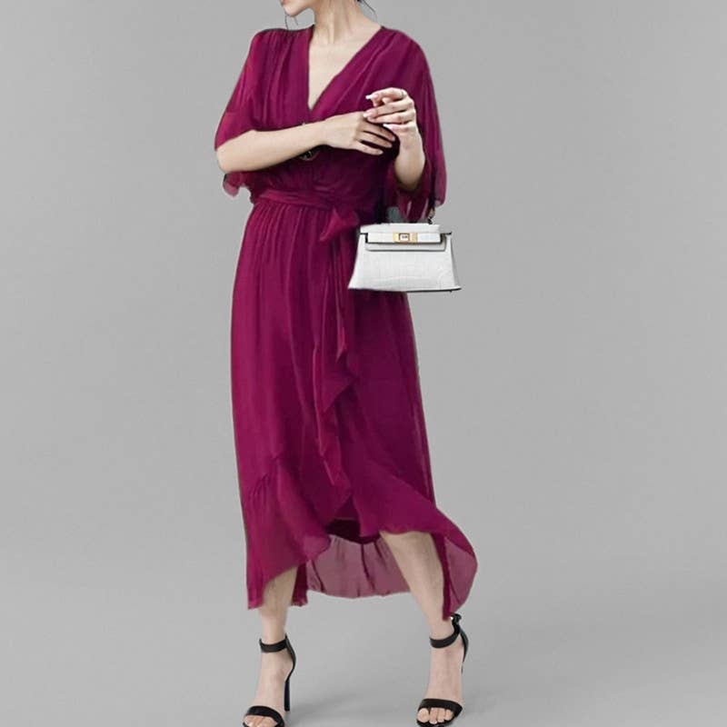 Solid color lace-up deep V-neck batsleeve dress