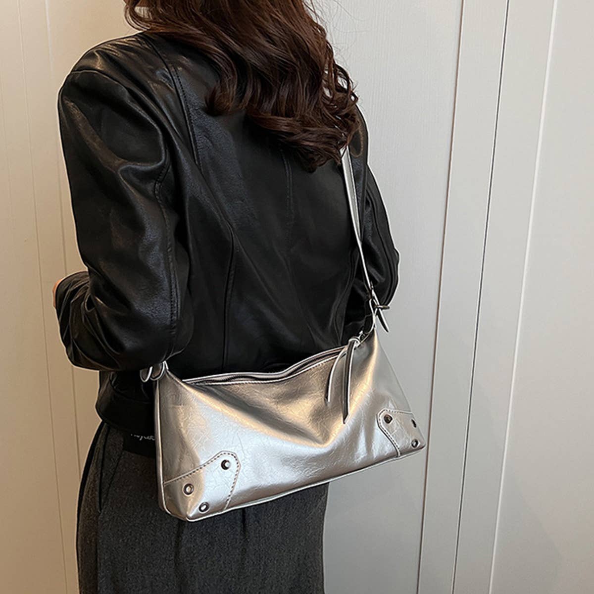 2024 AUTUMN NEW SIMPLE COMMUTER SHOULDER BAG_CWAB3286