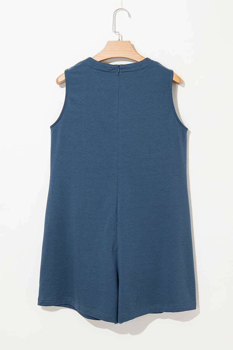Sleeveless shorts, V-neck pleated jumpsuit