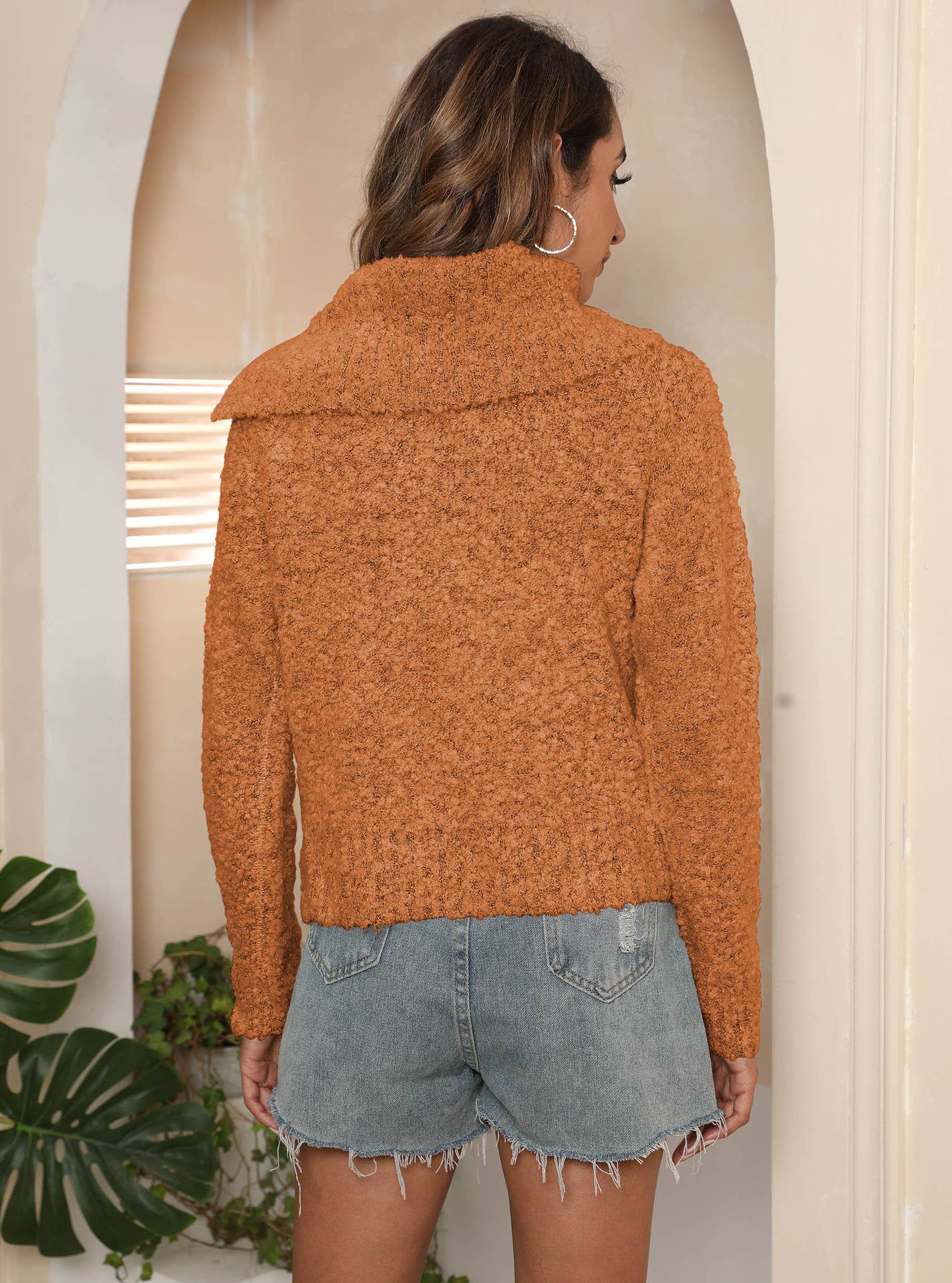 SOLID IRREGULAR LARGE LAPEL THICK BASE SHIRT