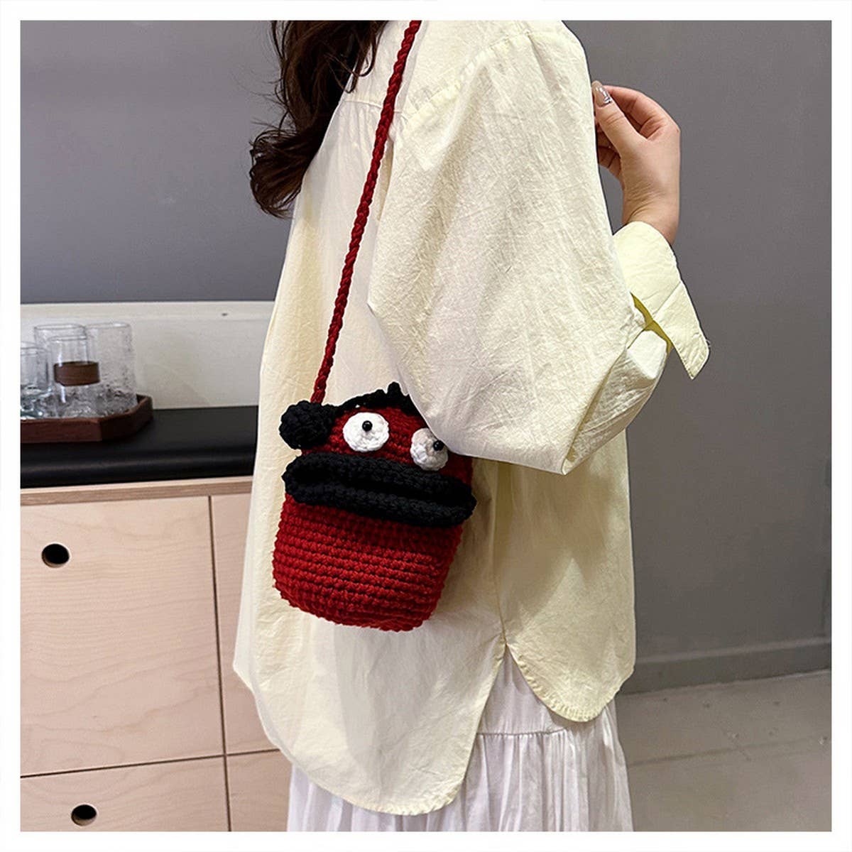 CUTE AND FUNNY SHOULDER CROSSBODY BAG_CWAB2401