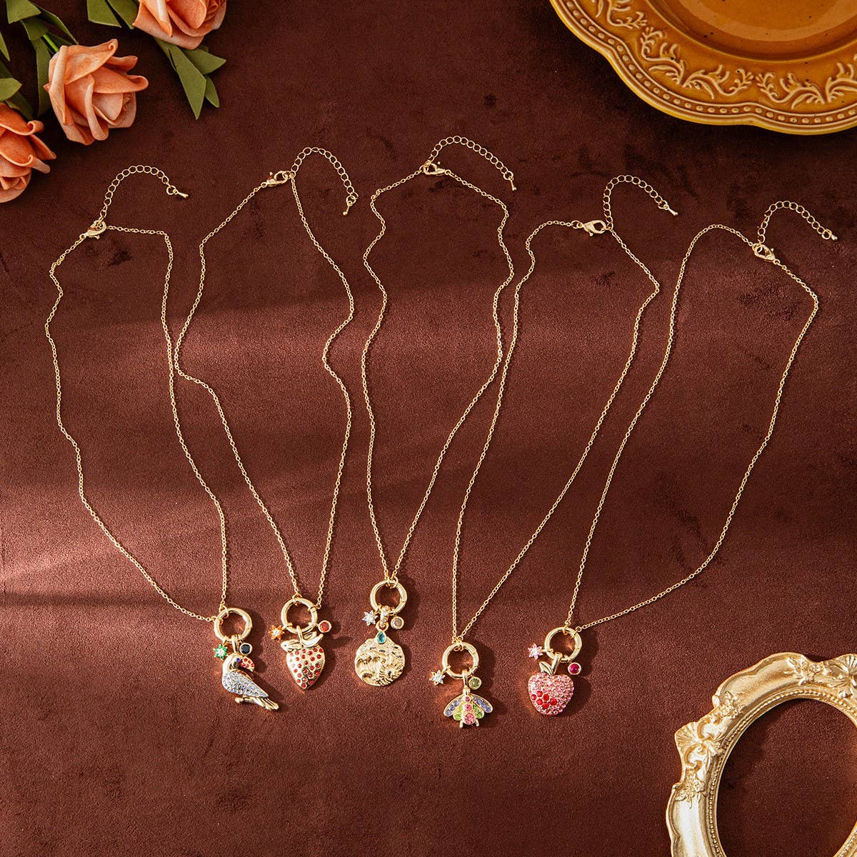 FASHIONABLE NICHE FRESH AND CUTE ZIRCON NECKLACE