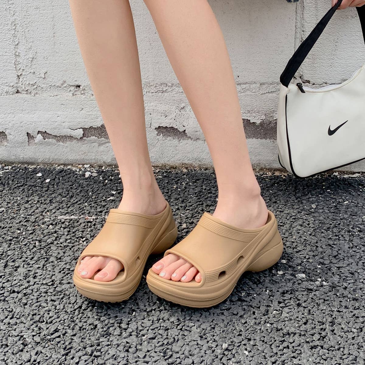 WOMEN SOFT SOLE WEDGE HEEL SANDALS