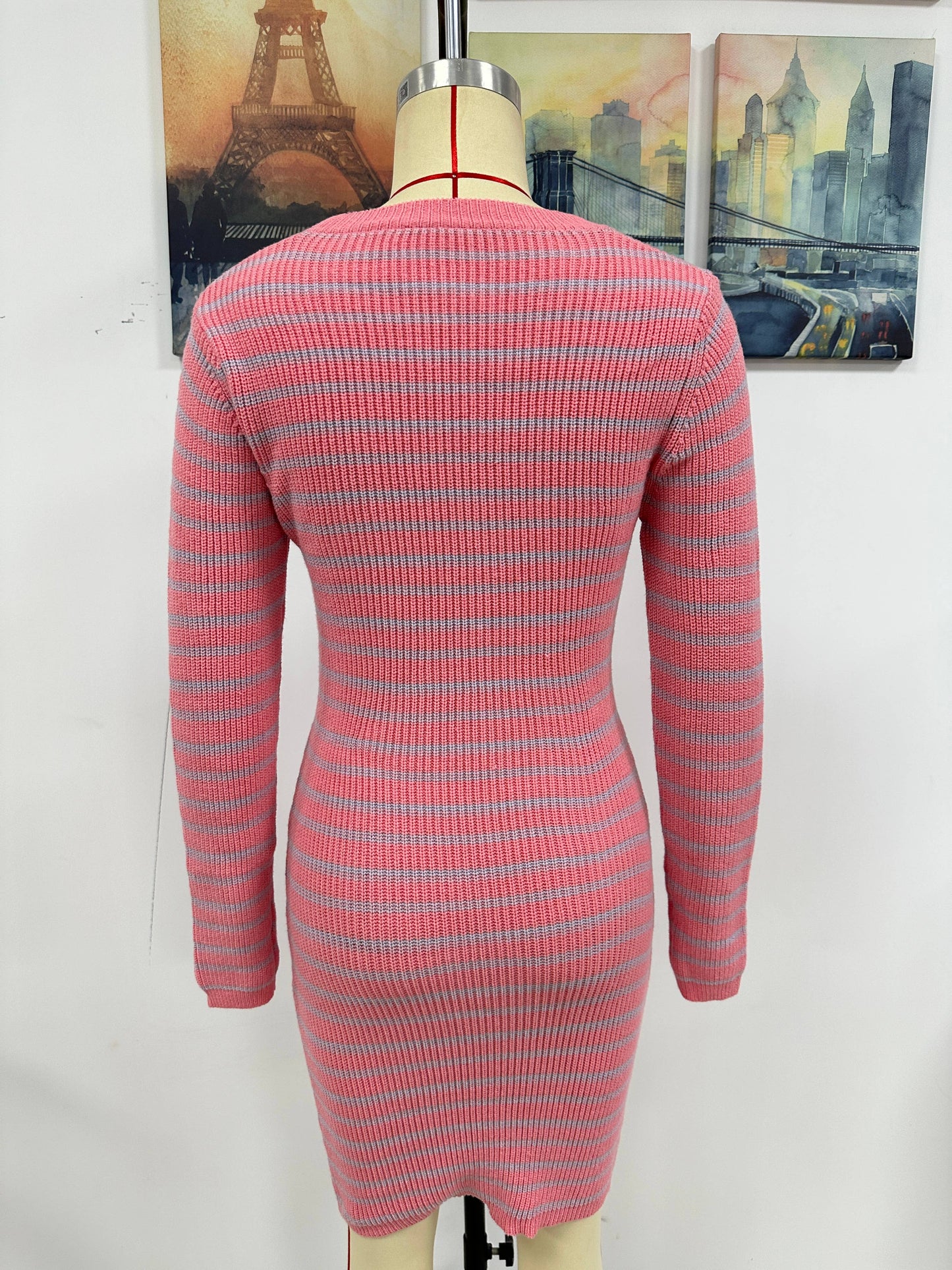 MEDIUM SWEATER SKIRT WITH STRIPED PULLOVER