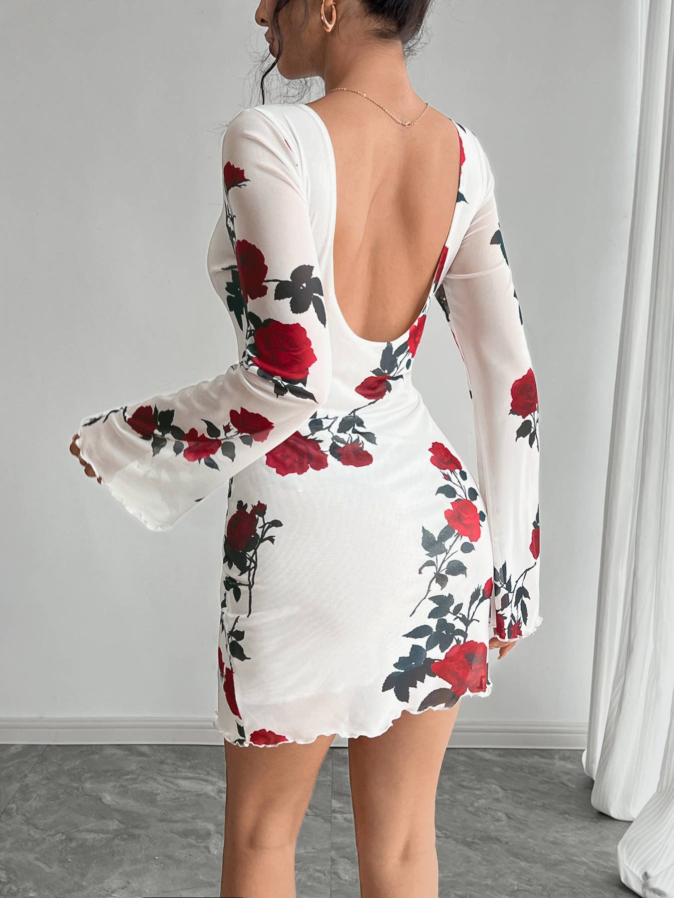 Sexy floral backless tulle flared sleeve dress