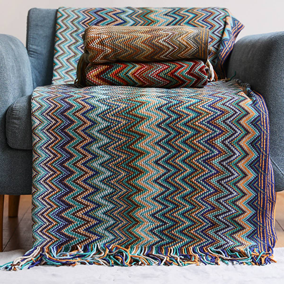 KNITTED STRIPED SOFA BLANKET BLANKET