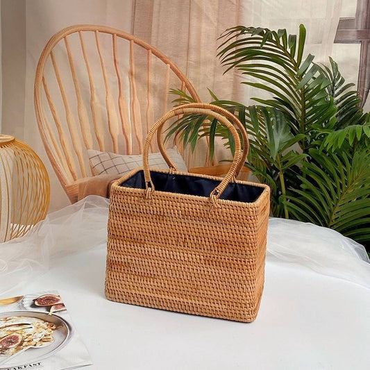 HANDMADE RATTAN BASKET SHELL STORAGE HANDBAG