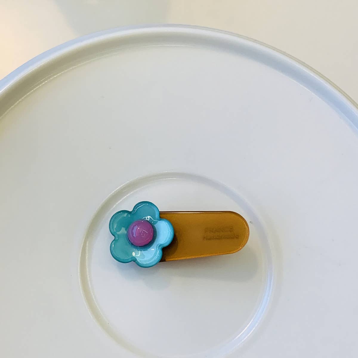 CWAHA4509_CUTE EDGE CLIP WITH SMALL FLOWER HAIR CLIP