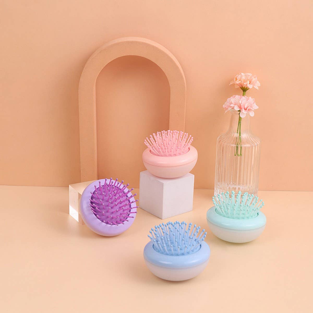 JELLYFISH SHAPED SCALP MASSAGE BRUSH