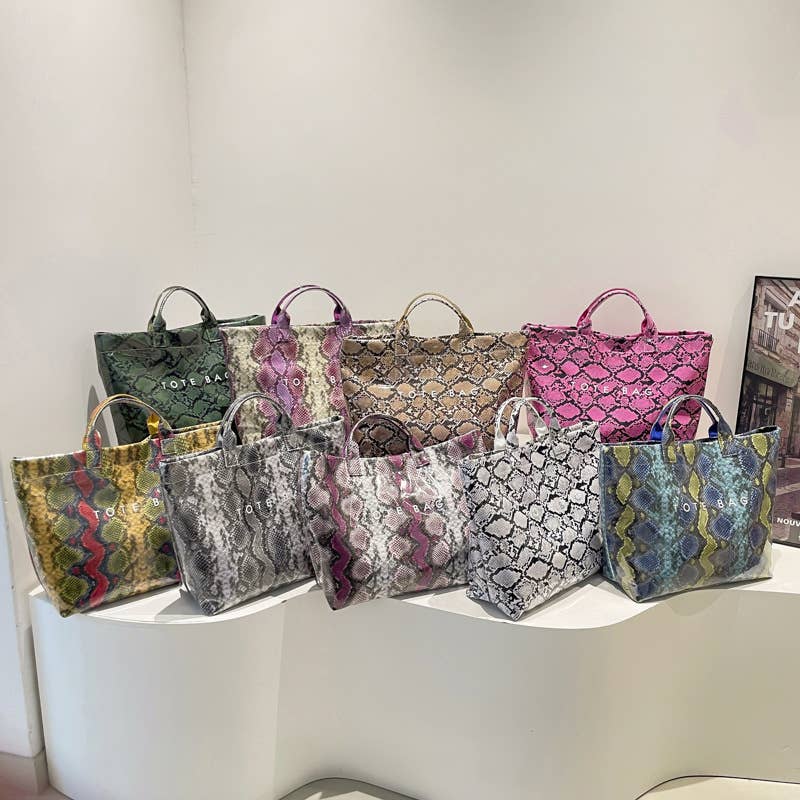 Fashionable printed snake pattern handbag