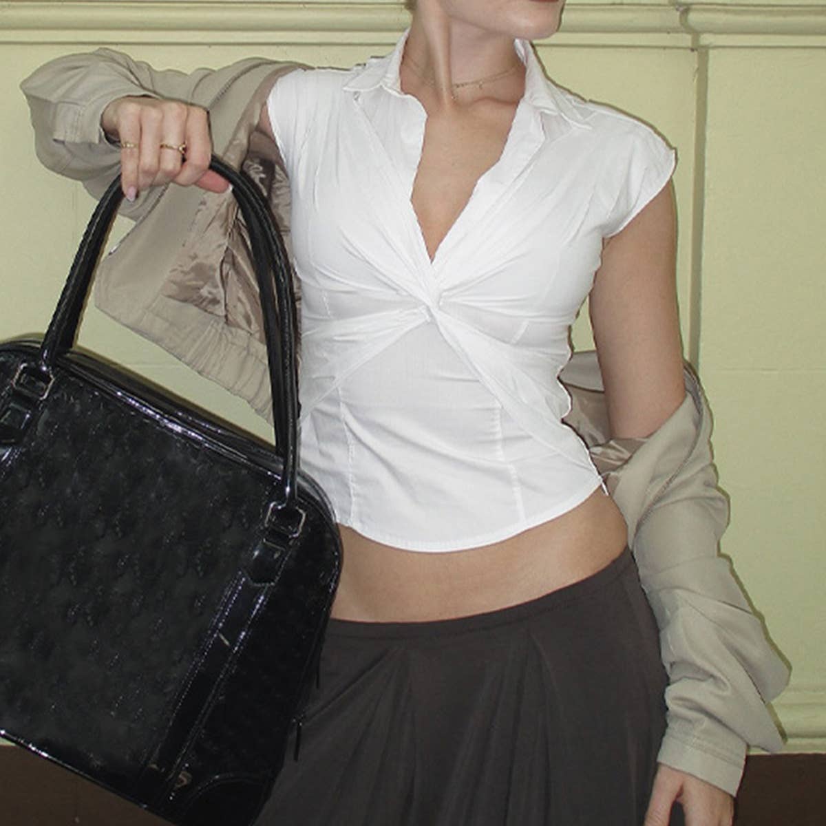 Sexy polo neck twist crop top