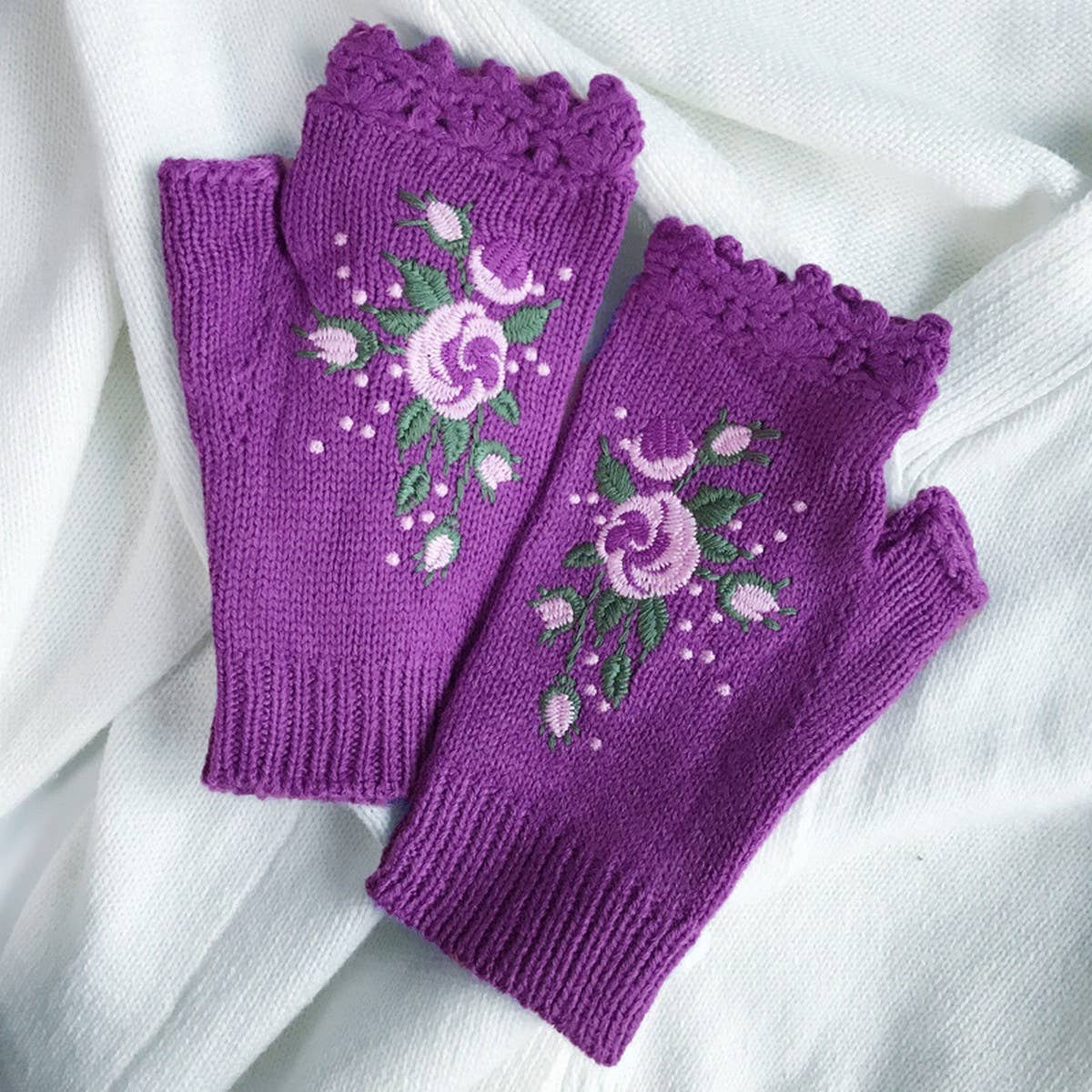 Knit Winter Gloves ? Bee & Blossom Embroidery
