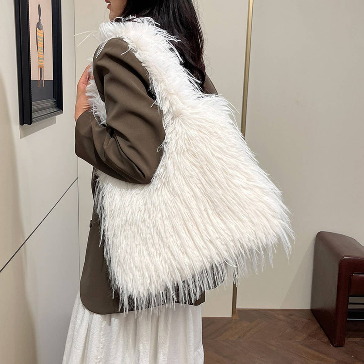 WINTER LARGE CAPACITY TASSEL PLUSH SHOULDER BAG_CWAB3980