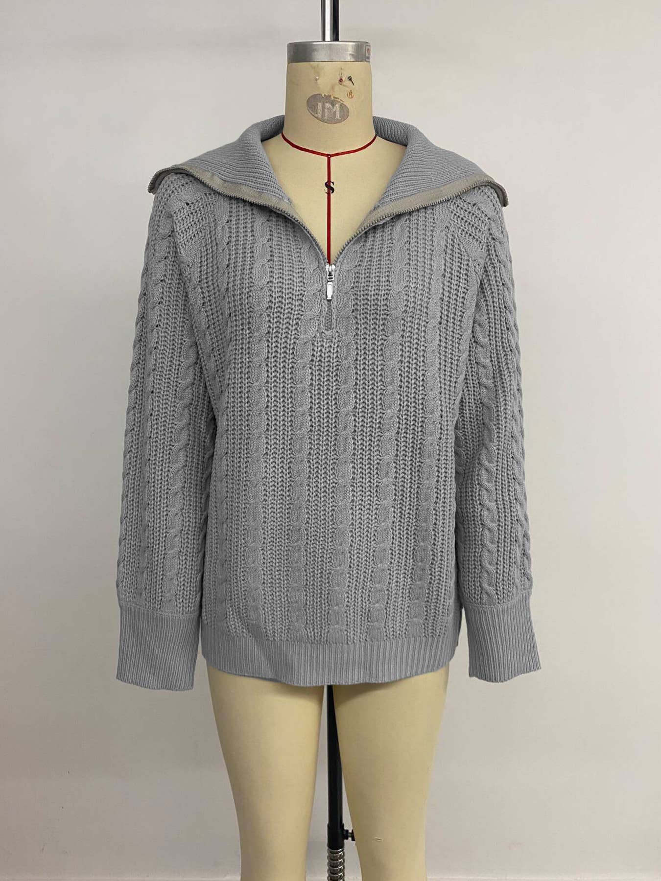 Large lapel twist half zipper with thick sweater