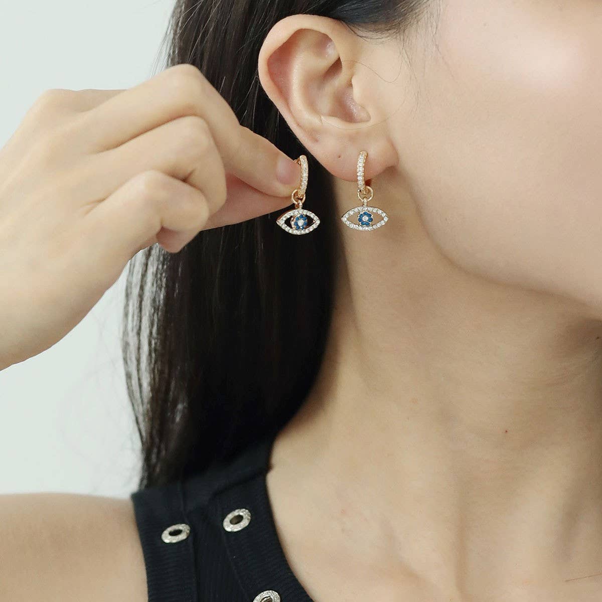 NEW FASHION DAILY ALL-MATCH DEVIL EYE EARRINGS