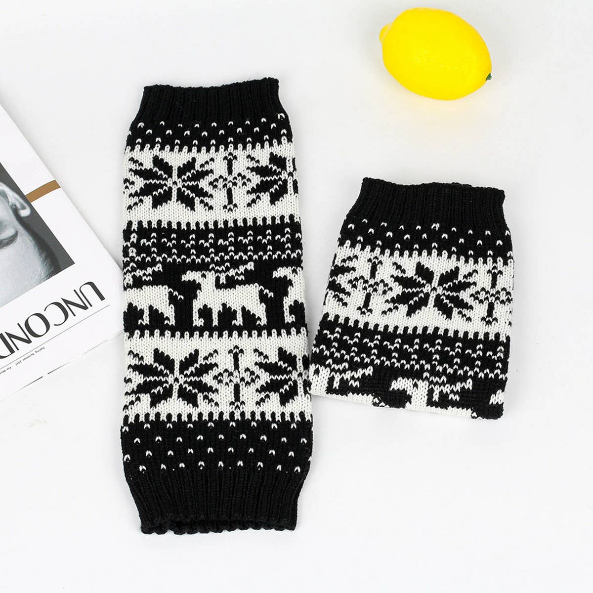 CWMS0814_Christmas Snowflake Fawn Knitting Leg Warmers