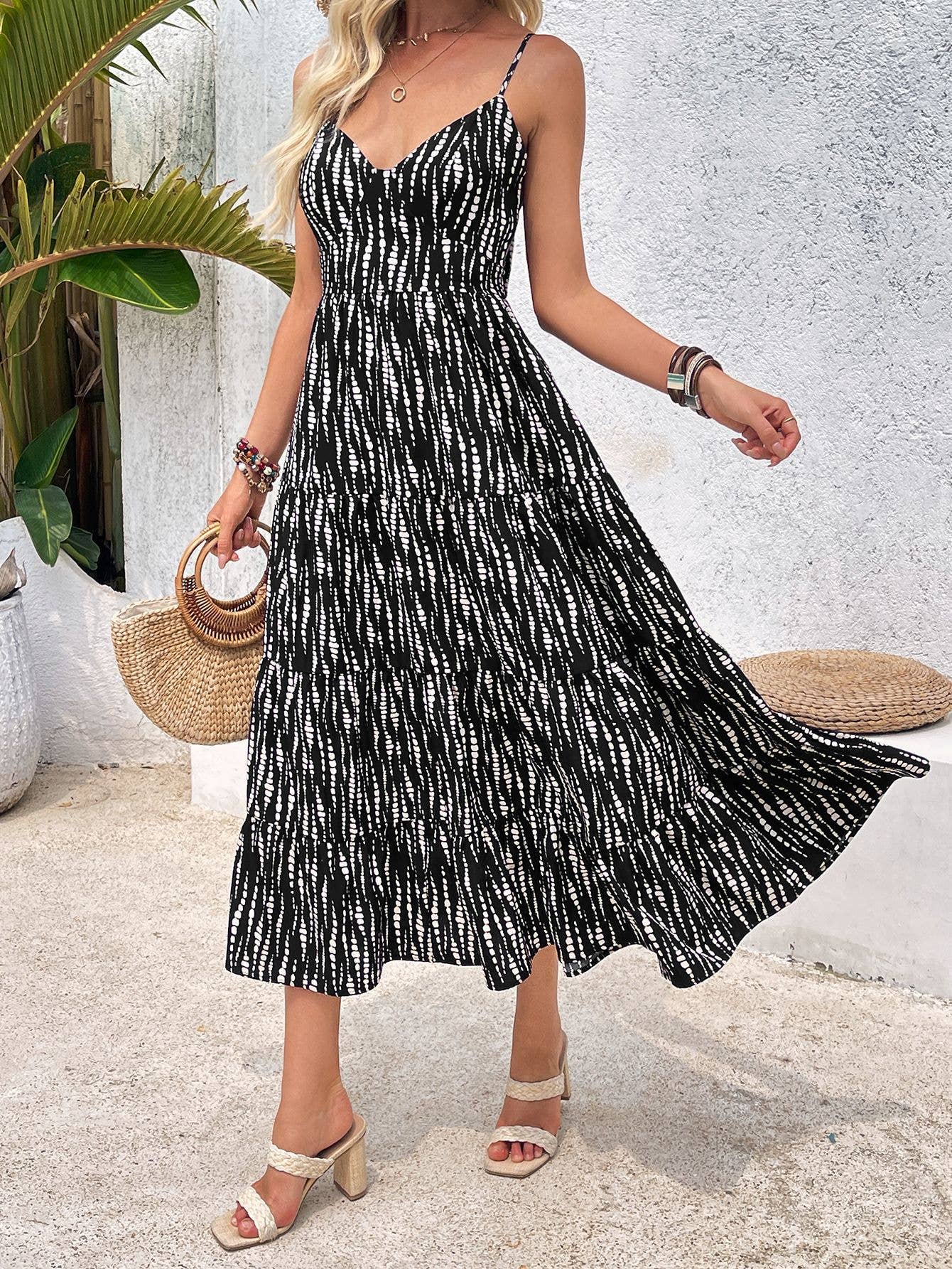 Irregular stripes hollowed-out back long dress