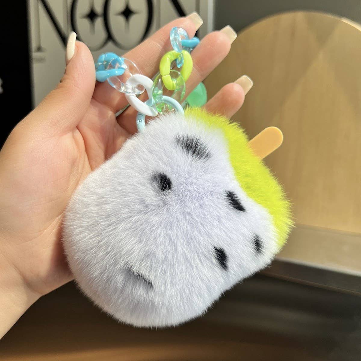 CUTE CREATIVE ICE CREAM CAR KEYCHAIN PENDANT