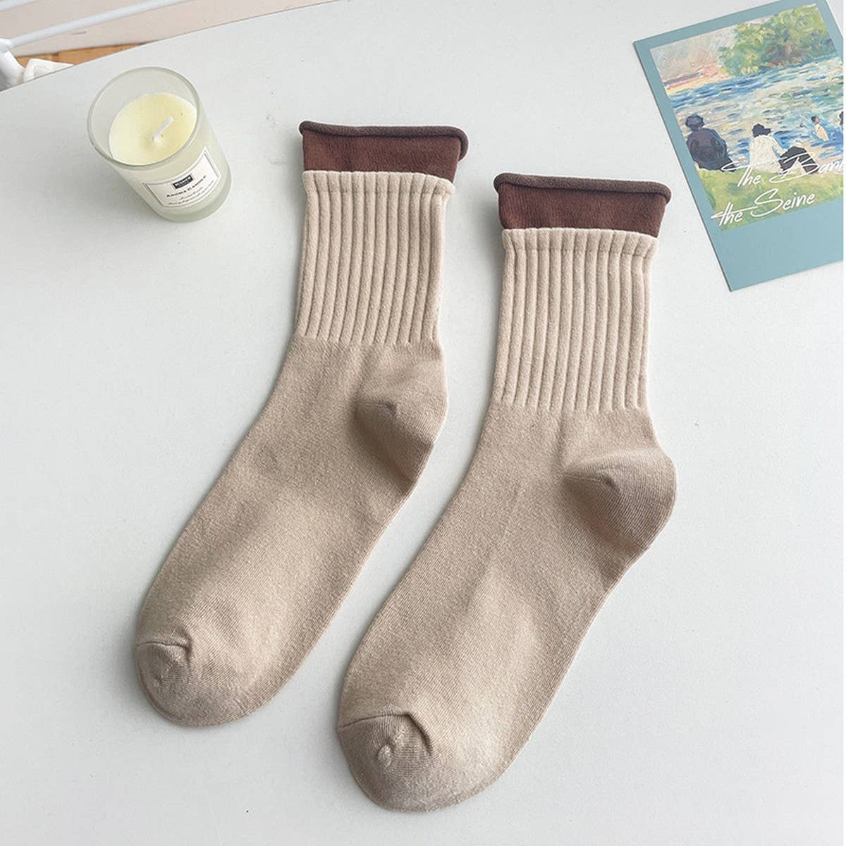 WOMEN PAIR BREATHABLE HEMMED SOCKS