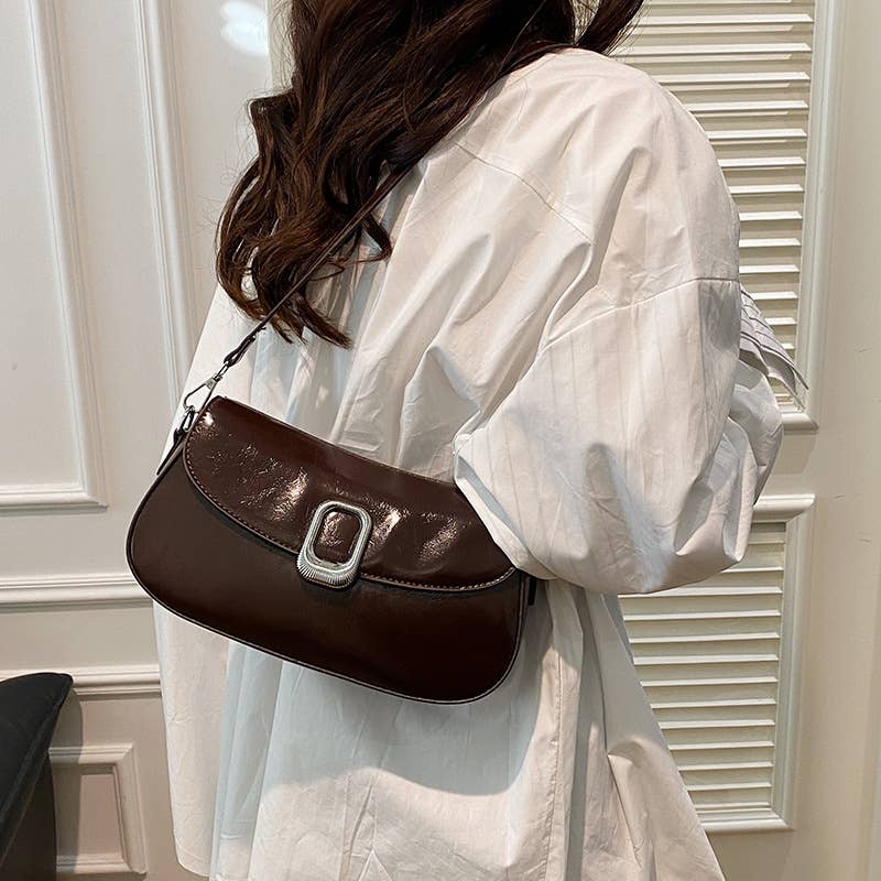 Simple fashionable and textured underarm bag