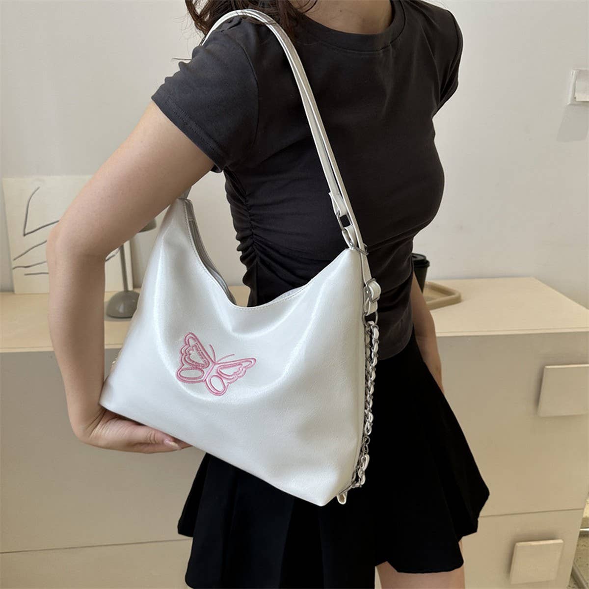 2024 NEW FASHION EMBROIDERED BUTTERFLY BUCKET BAG_CWAB3294