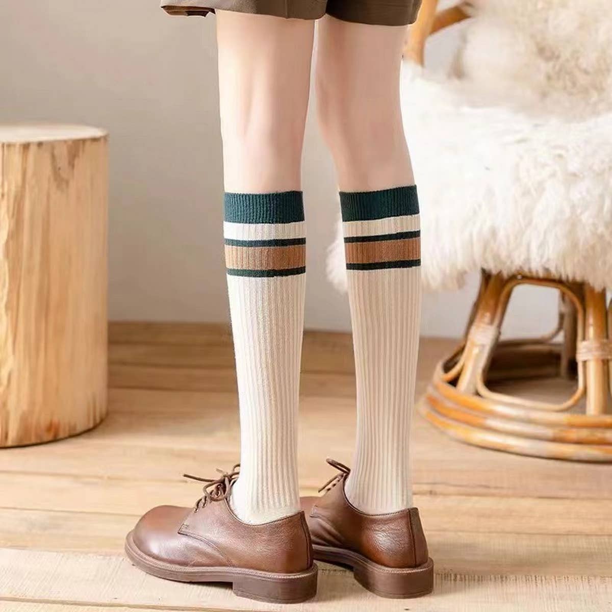 2024 NEW COLOR CONTRAST STRIPED MID-CALF SOCKS_CWMS0649