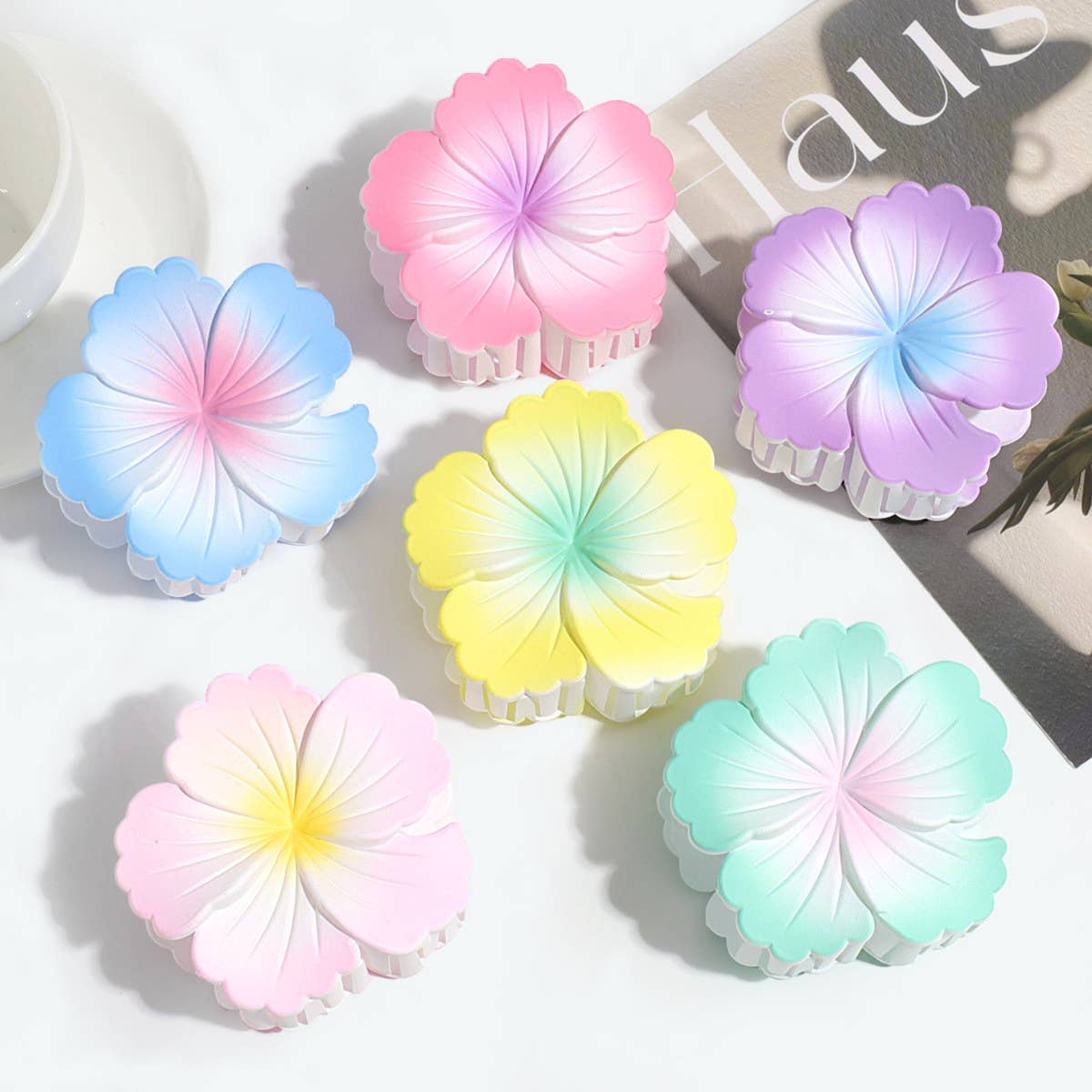 SWEET CANDY-COLORED CURLING HEART FLOWER CLIP