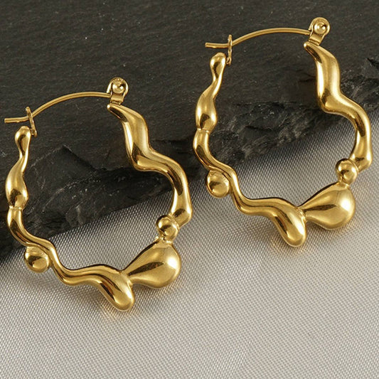 GOLD SIMPLE HUGGIE HOOP EARRINGS