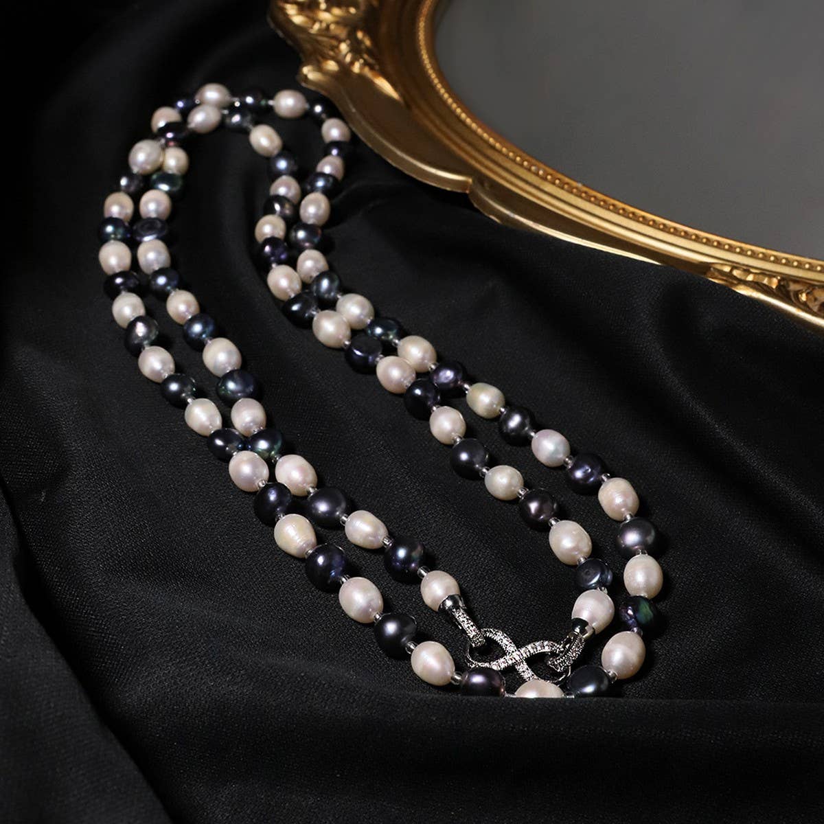 LUXURY RETRO NATURAL FRESHWATER PEARL NECKLACE