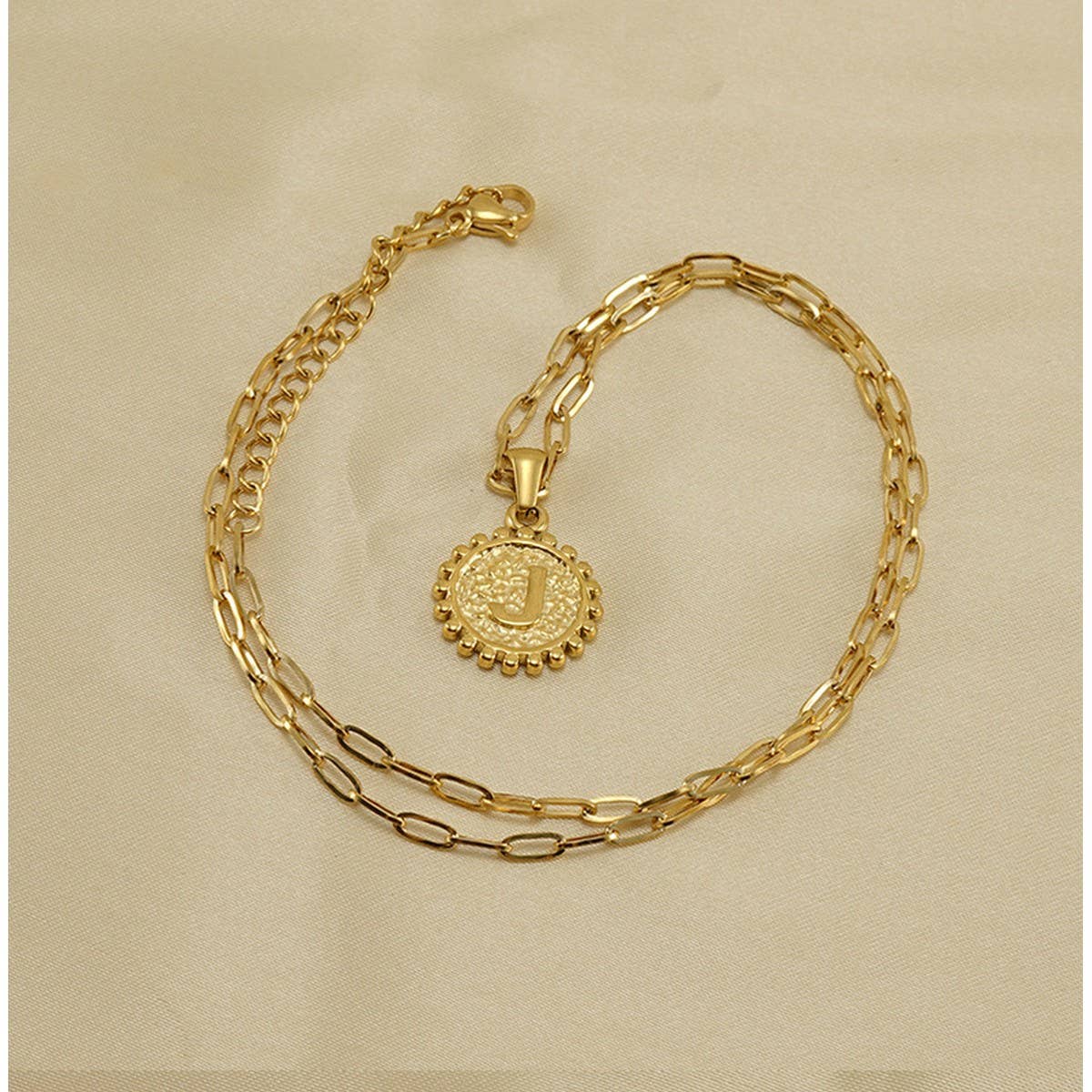 CWAJE1943_Round Paper Clip Letter Double Necklace,Gold