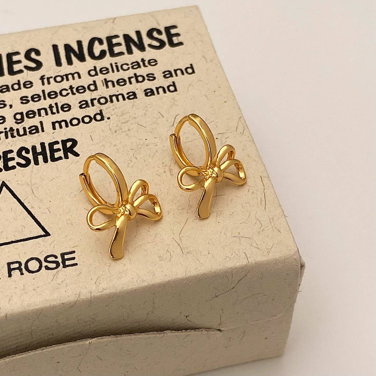 UNIQUE HIGH-END SWEET STYLE BOW FASHION EARRINGS