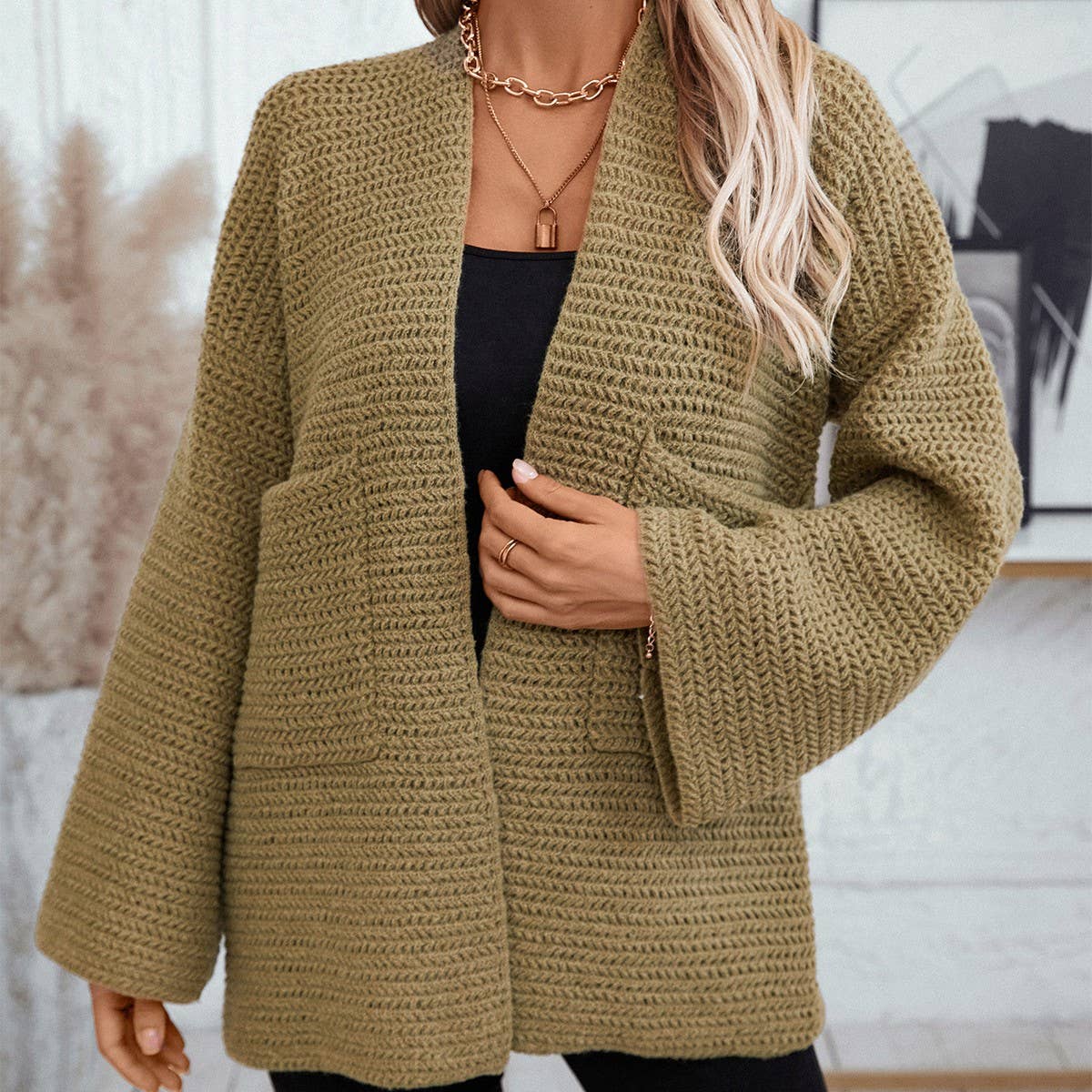Solid color loose knit cardigan without button