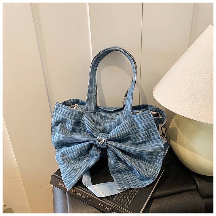 Single-shoulder bow school-style bag