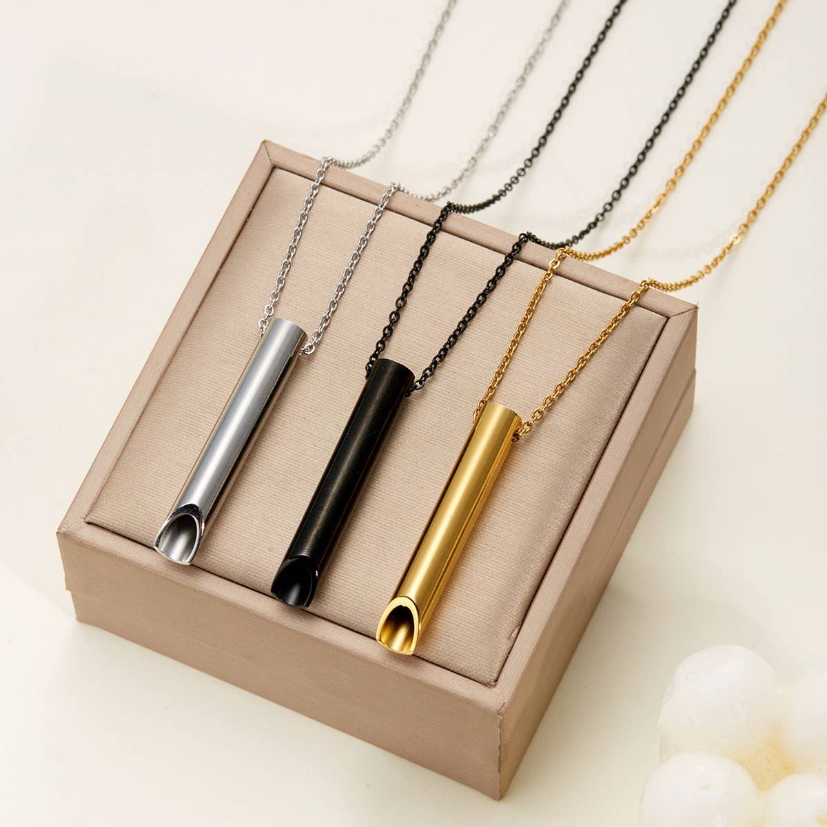 CWAJE2558_STAINLESS STEEL BREATH WHISTLE NECKLACE
