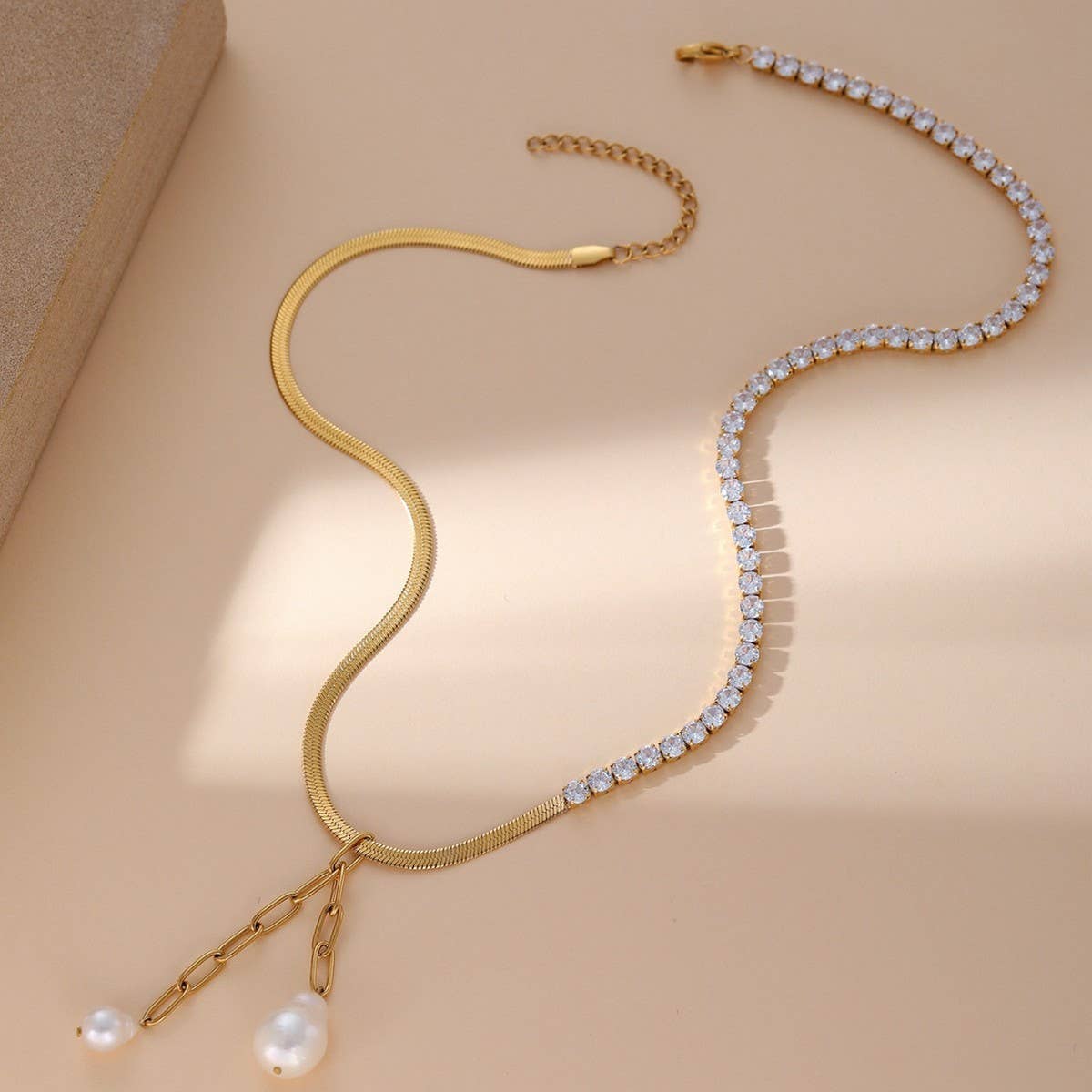 FRESHWATER PEARL MULTI-LAYER LINE STITCHINGNECKLACE