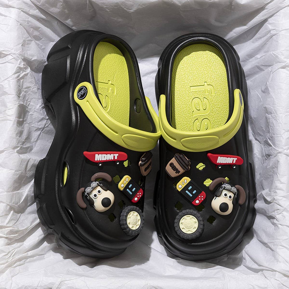 CASUAL CUTE AIRPLANE DUAL-PURPOSE HOLE SANDALS_CWSHS0815