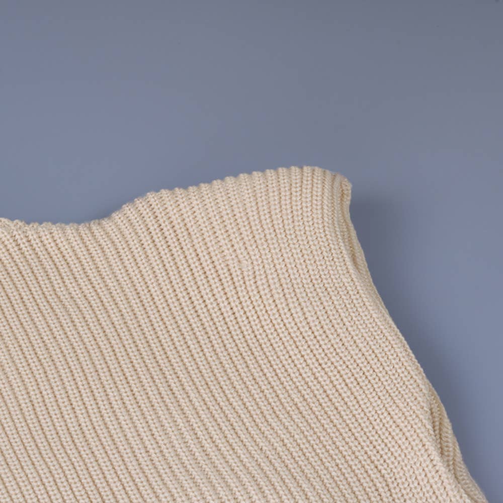 SOLID SLEEVELESS TURTLENECK SHOULDER PAD SWEATER