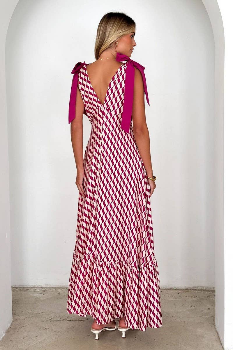 CWDMD5219_TIE-BACK V-NECK SLEEVELESS FLORAL MAXI DRESS