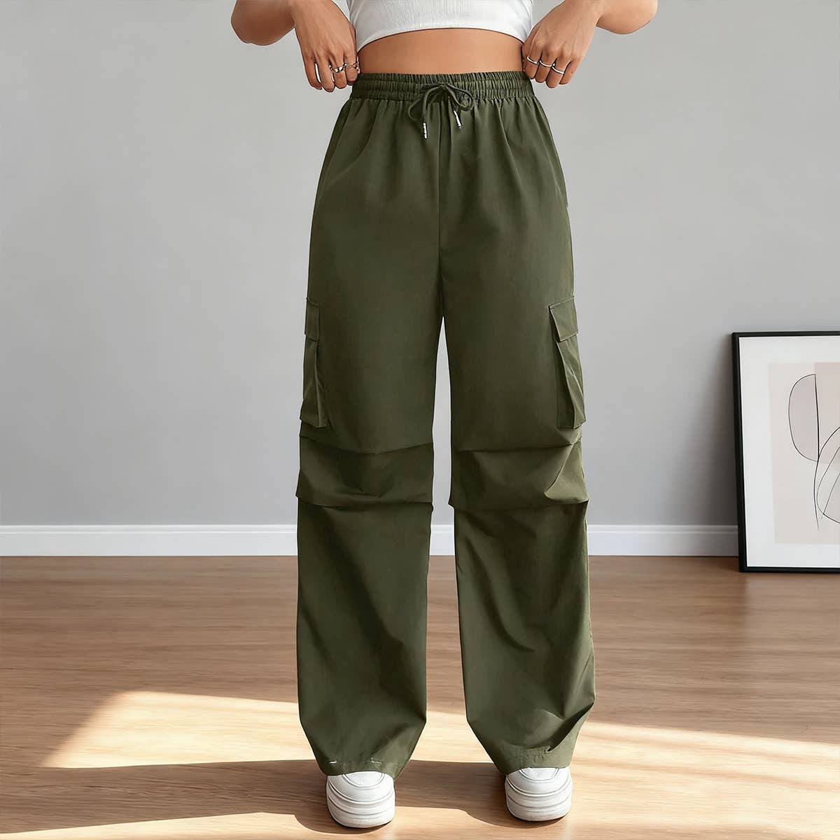 Elastic waist high-waisted baggy cargo pants