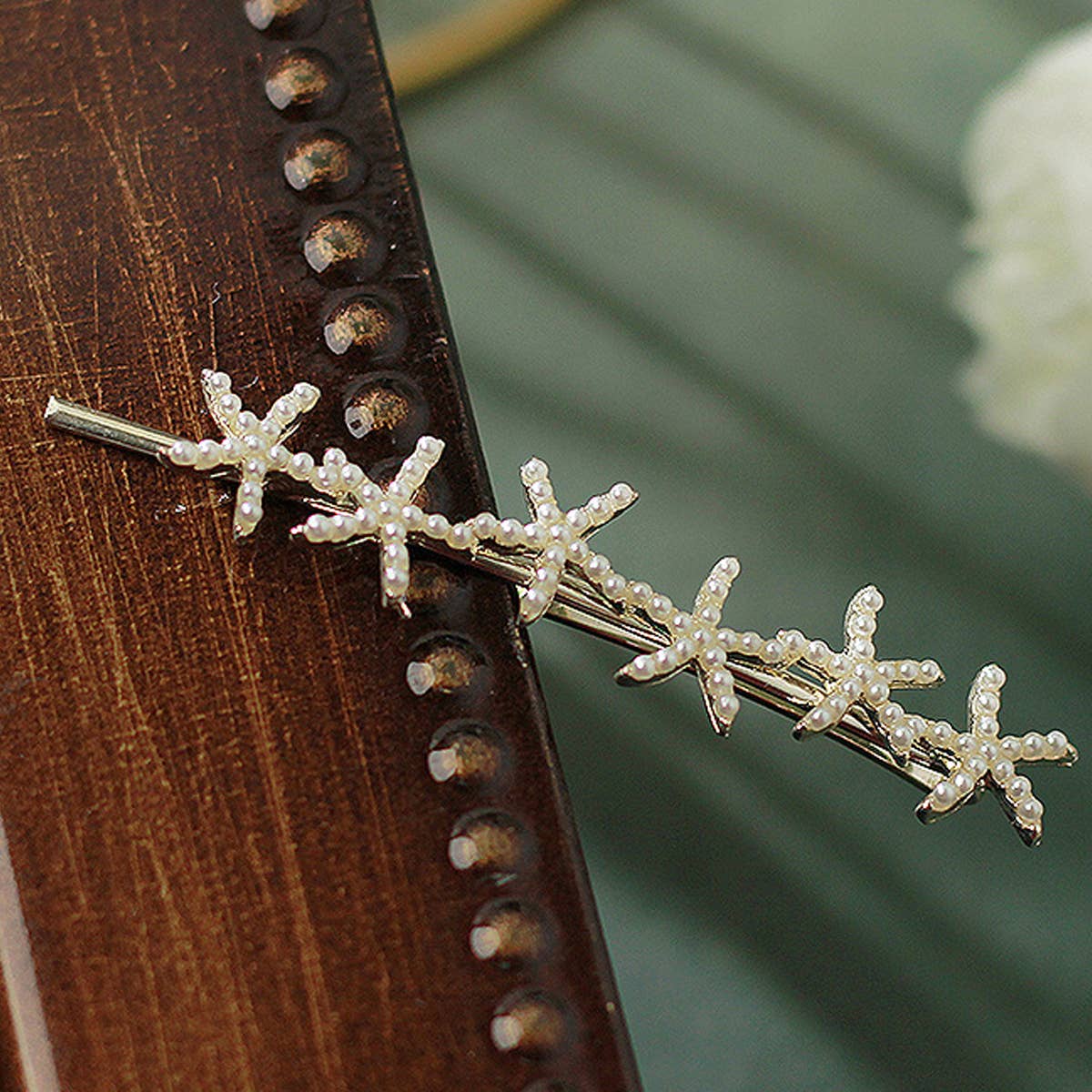 SHIMMERING LOVE HAIR PIN WITH SPARKLING DIAMONDS_CWAHA1207