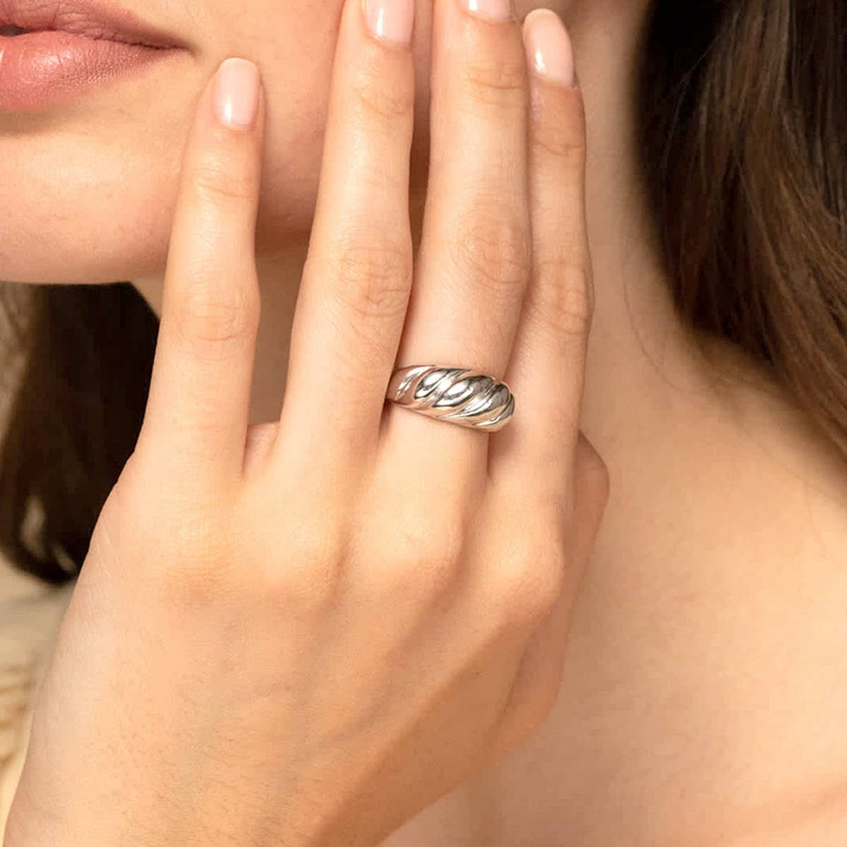 CROISSANT COOL RETRO SIMPLE RING