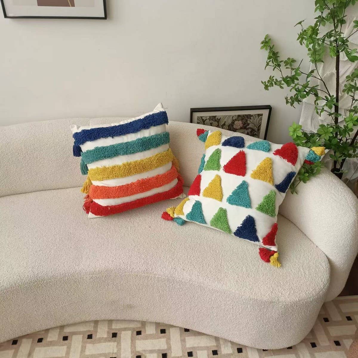 BOHO RAINBOW  TUFTED PILLOW COVER_CWMM0236