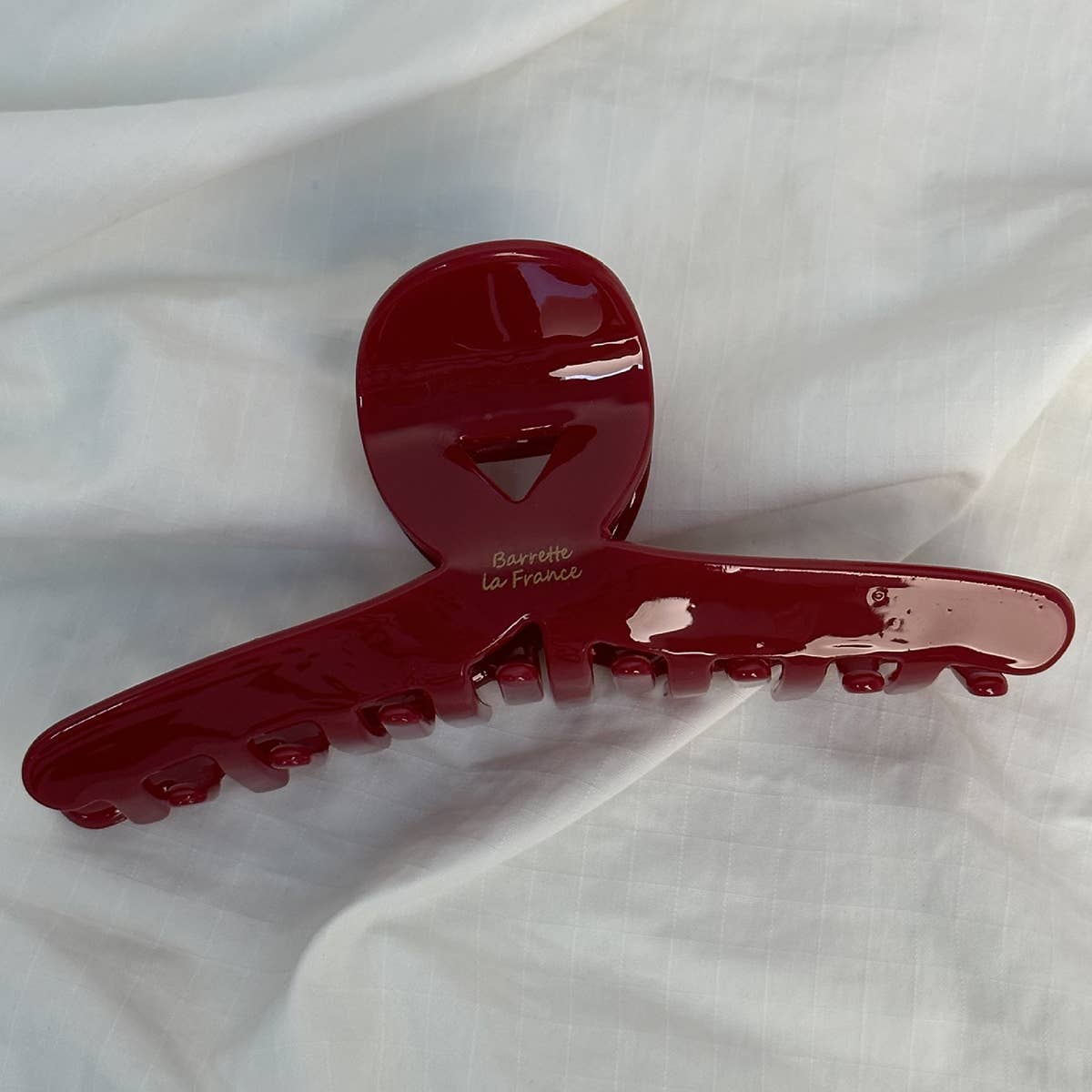 LARGE LINE SHARK HAIR CLIP_CWAHA0861