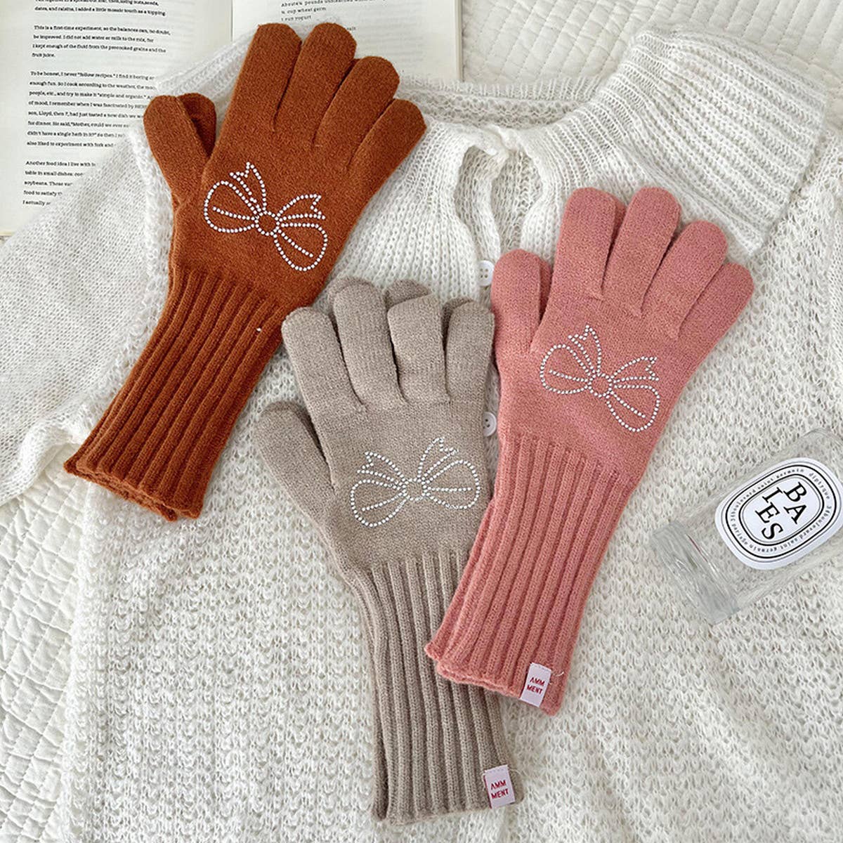 RHINESTONE BOW TOUCH SCREEN FIVE-FINGER GLOVES_CWAG0141
