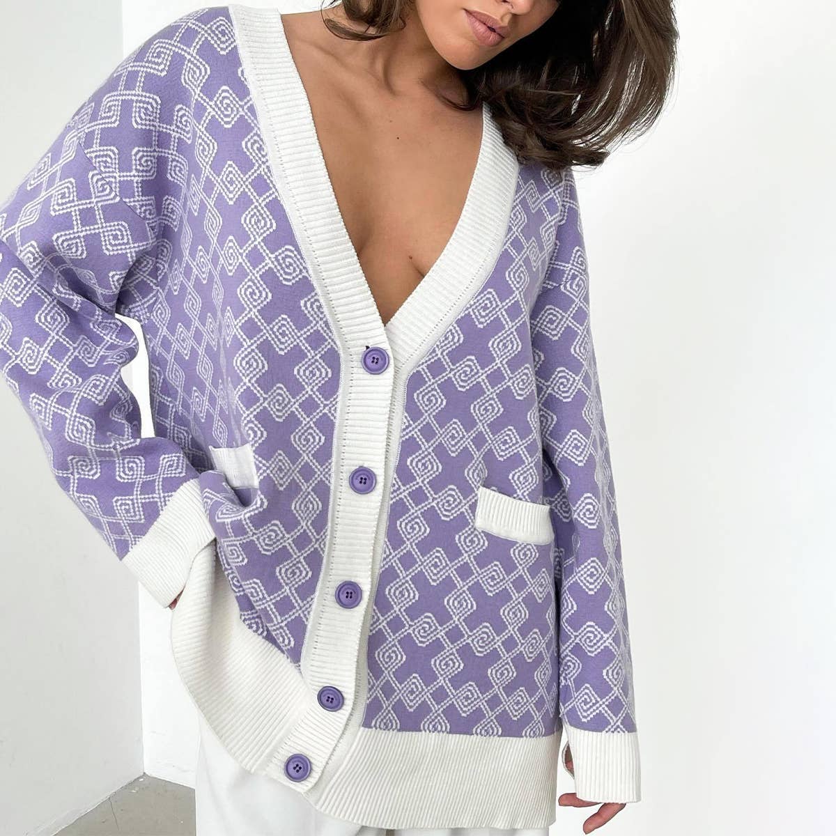 ETHNIC STYLE COLOR CONTRAST V-NECK CARDIGAN