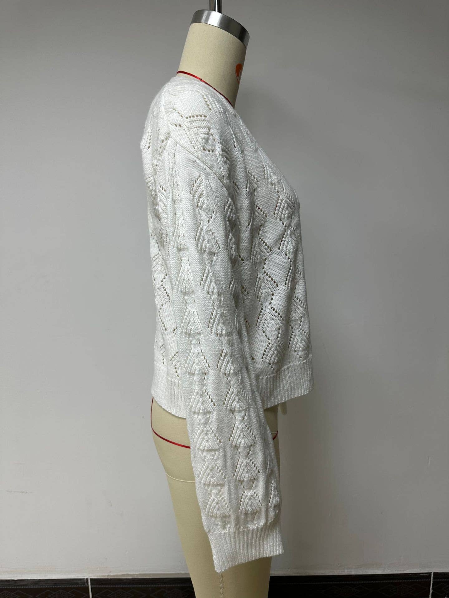 LONG SLEEVE CROCHET V-NECK CARDIGAN